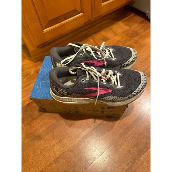 Woman’s Brooks Divide 3 running shoes - Picture 1 of 5